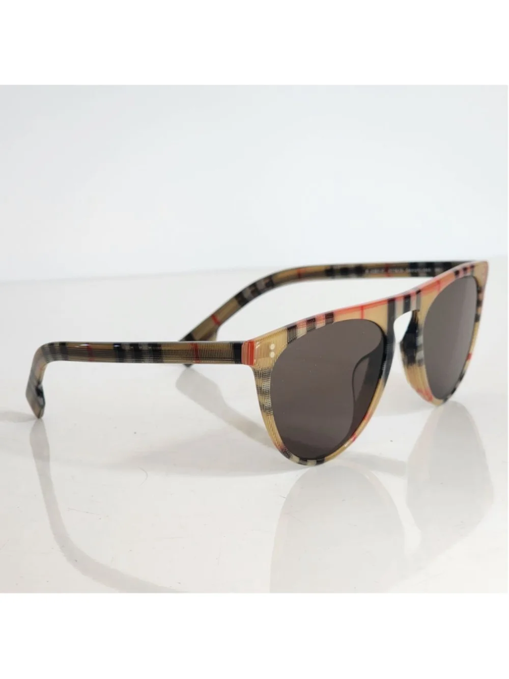 BURBERRY NEW Vintage‎ Nova Check Flat Top Sunglasses B4281-F
